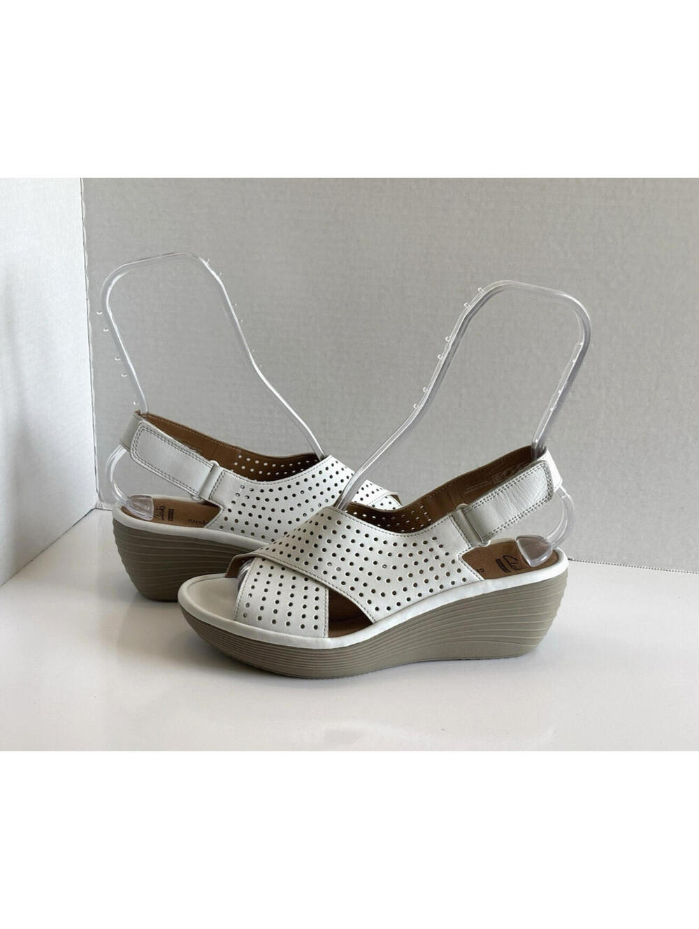 Clarks Reedly Variel Wedge Comfort Sandal Women's Sz 8M White Leather Slingback